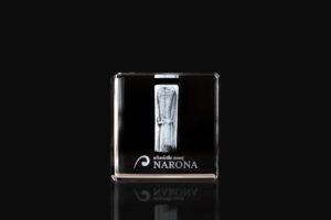 Stakleni držač papira