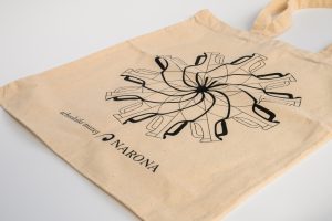 Platnena torba, motiv amfora